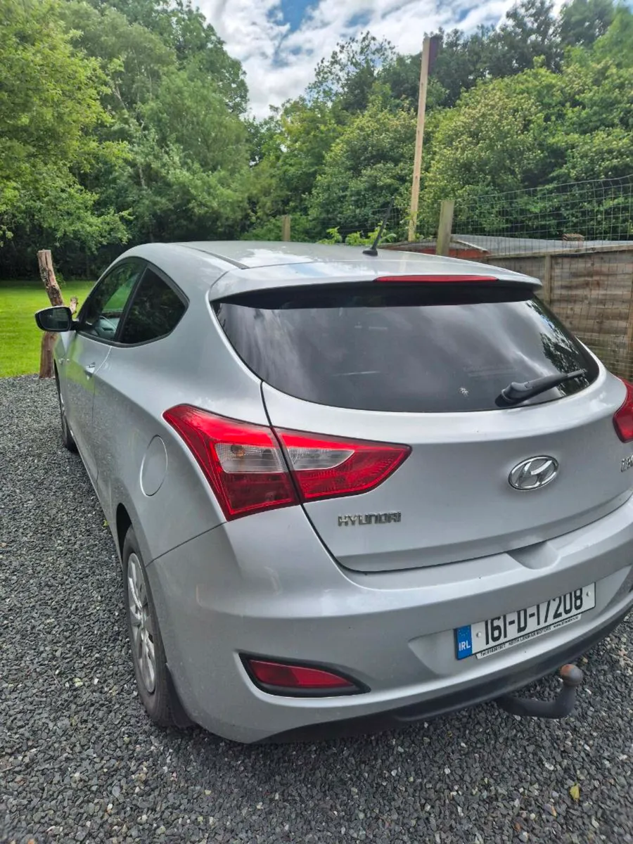 Hyundai i30 Van. Fresh DOE. 2016 - Image 2