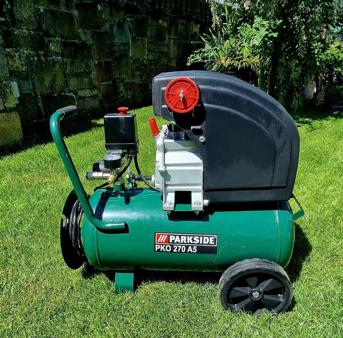 Compressor. 24lt. 10bar - Image 1
