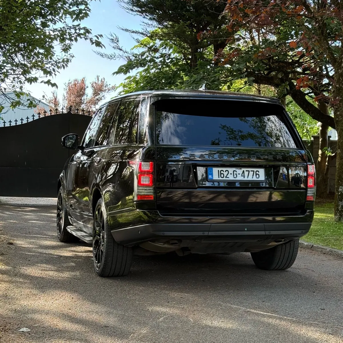 Range Rover Vogue Autobiography TDV6 (NCT 2027✅) - Image 2