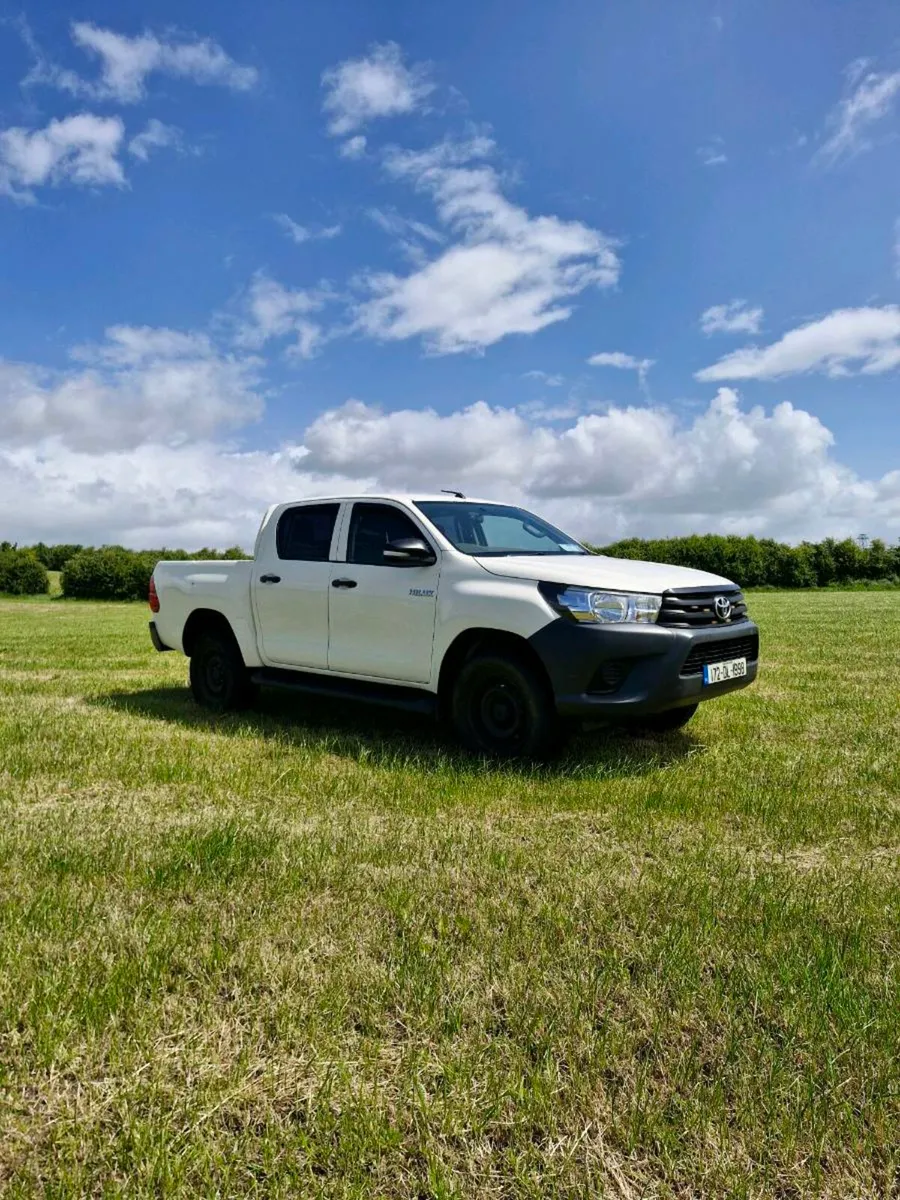 Toyota Hilux 2017 - Image 3