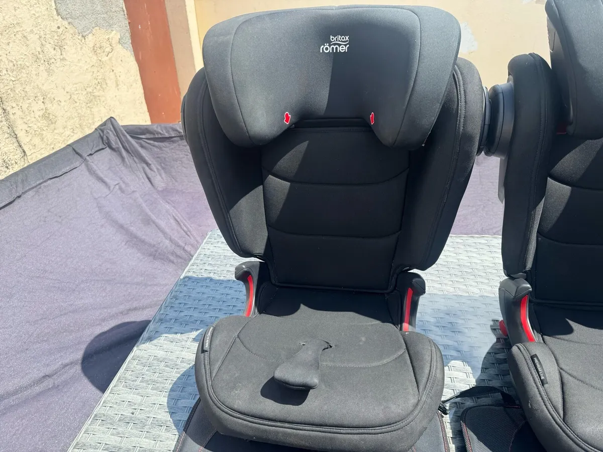 Britax Romer Kidfix 3 Isofix Boosters x2 - Image 3