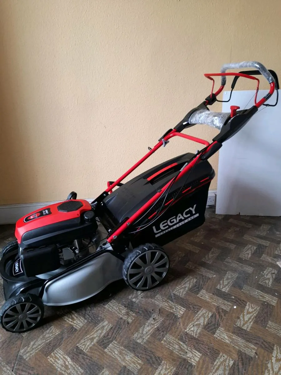 Lawnmower brand new selfpropelled 18"/46cm cut - Image 2