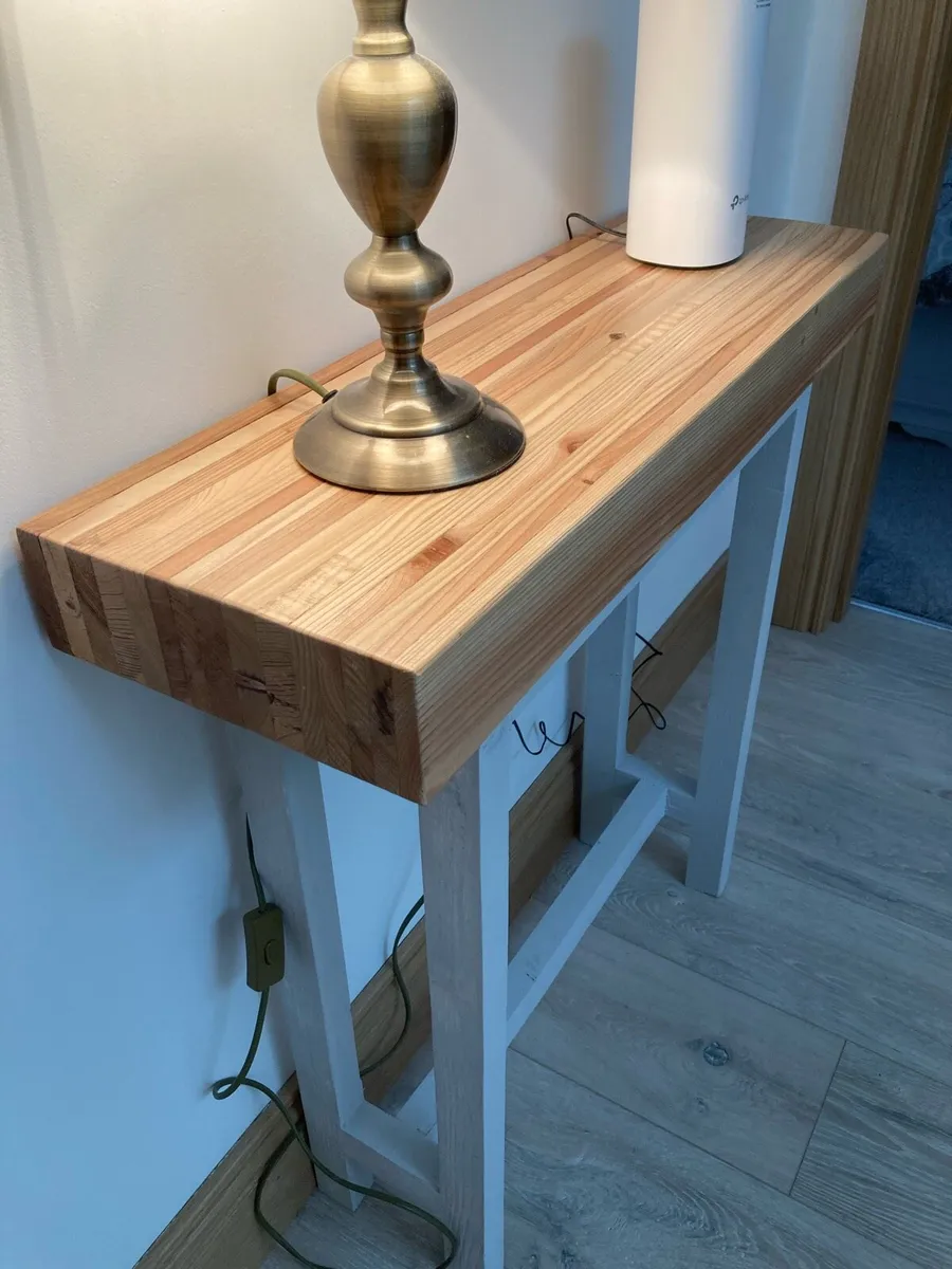 Console Table - Image 2