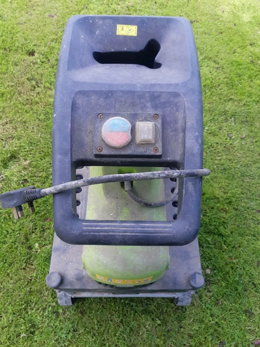 Garden shredder - Image 1