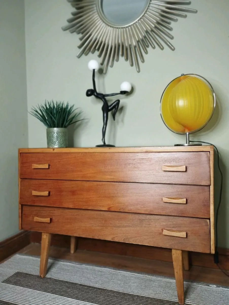Mid century chest of drawers - Image 3