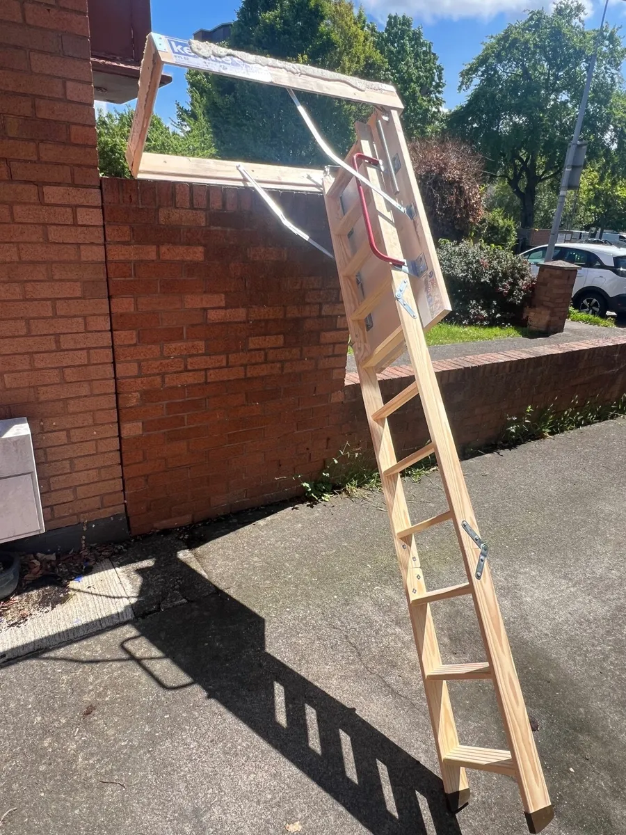 Keylite Loft Ladder 550 x 1200mm Kyl02 Hgt 2800 - Image 1