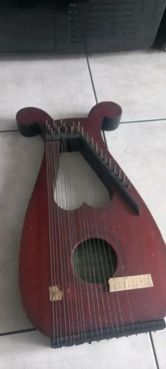 Vintage Lyre Harp made in Canada - Image 2