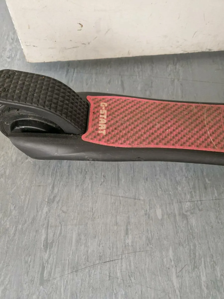 Electrick e scooter - Image 2
