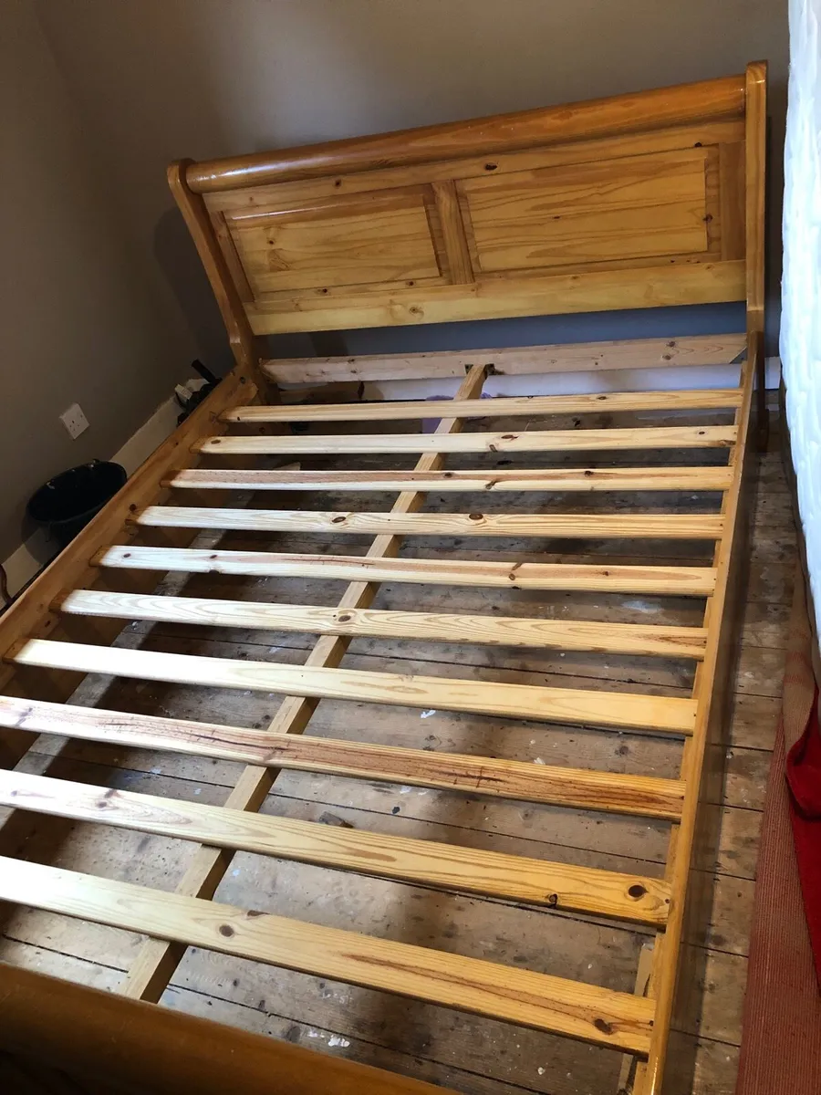 5ft pine bed in purfect condition - Image 3