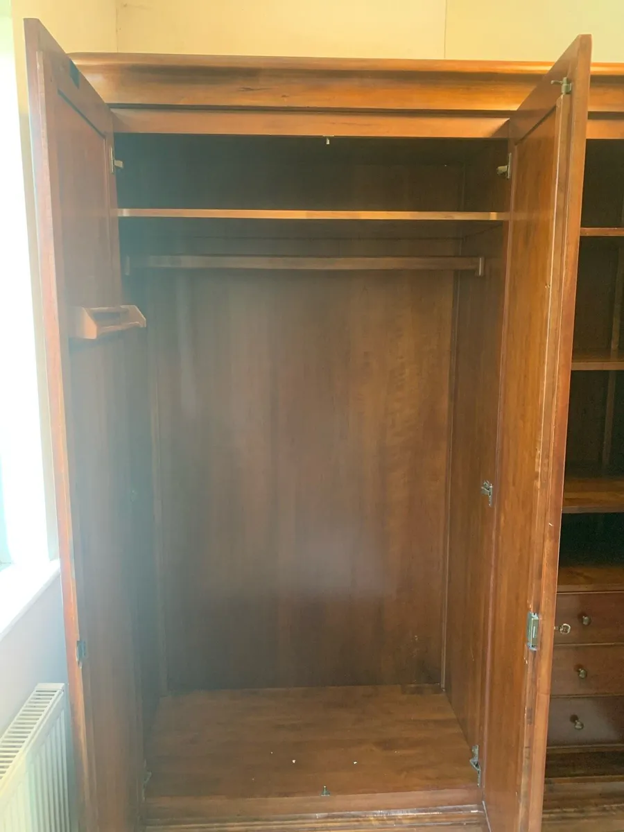 Willis and Gambier three-door Wardrobe - Image 2