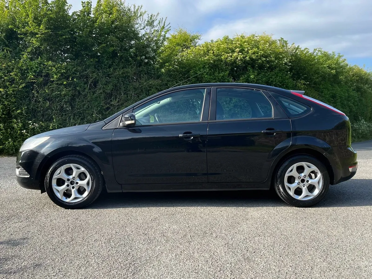 Ford focus 1.6 with a new nct for a full year - Image 4