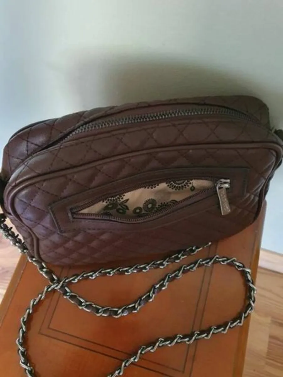 Elegance Brown Faux Leather Cross-Body Quilted Bag - Image 3