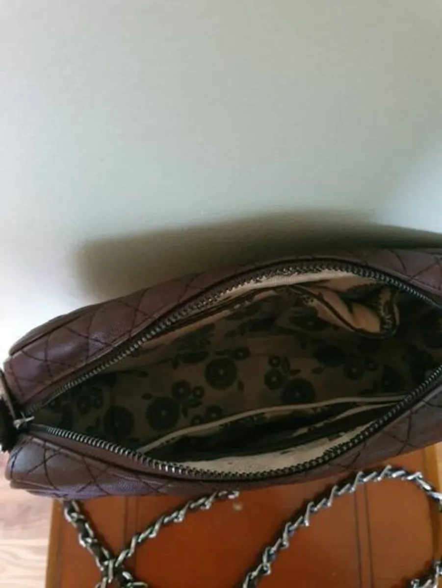 Elegance Brown Faux Leather Cross-Body Quilted Bag - Image 4