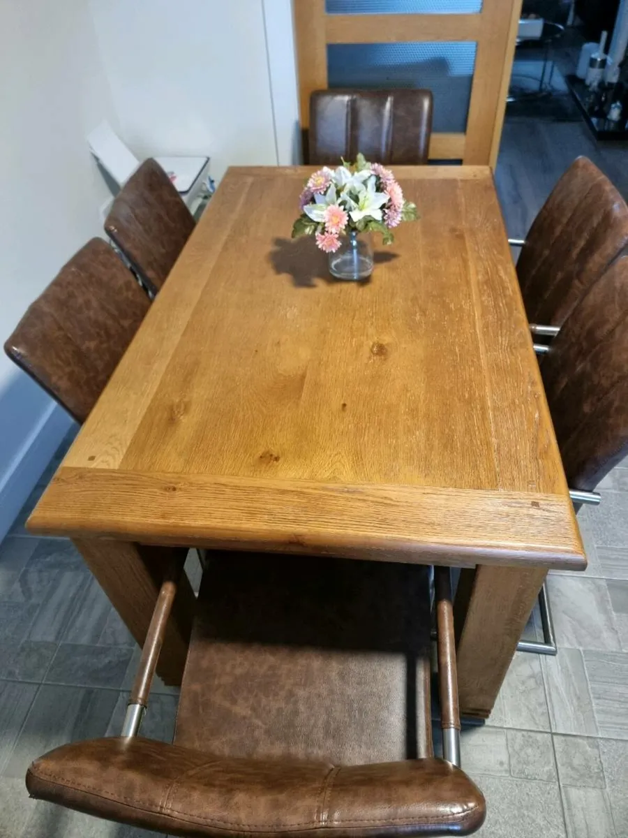 Kitchen Table and Chairs - Image 2