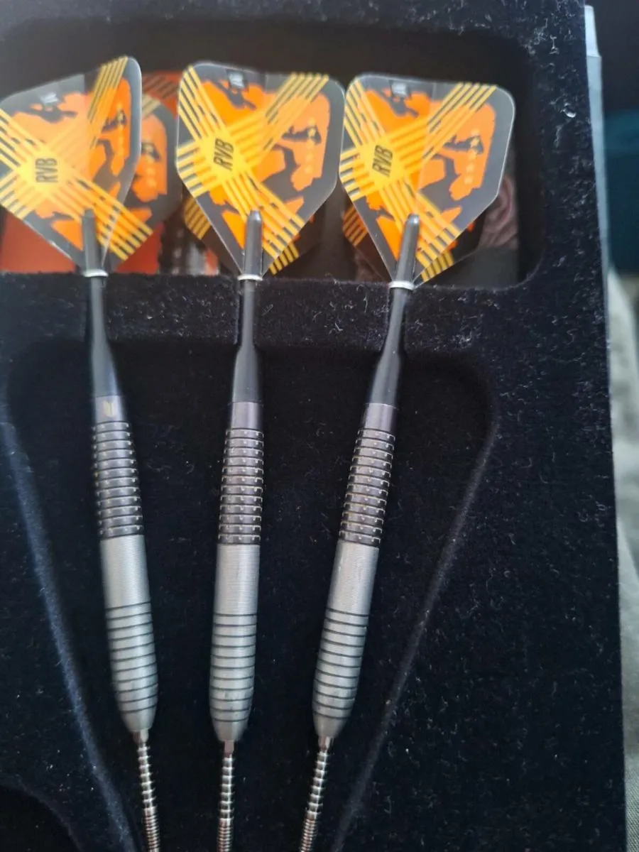 Darts - Image 2