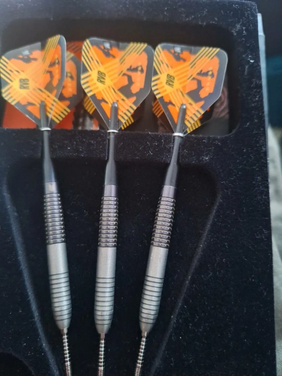 Darts - Image 3