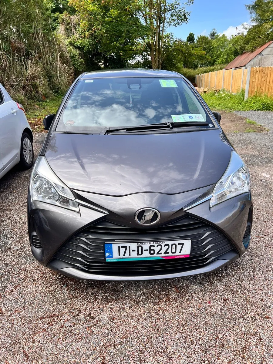 Toyota vitz 2017 1.0 litre Automatic - Image 1