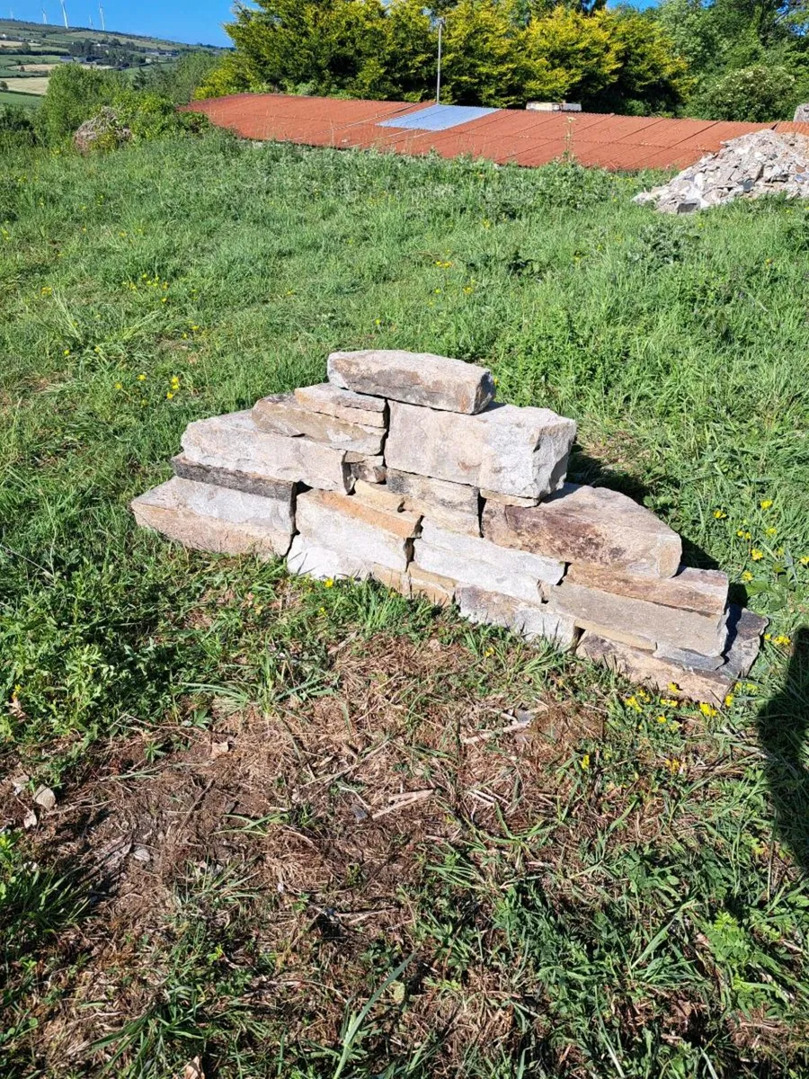 Hand picked building stone - Image 1