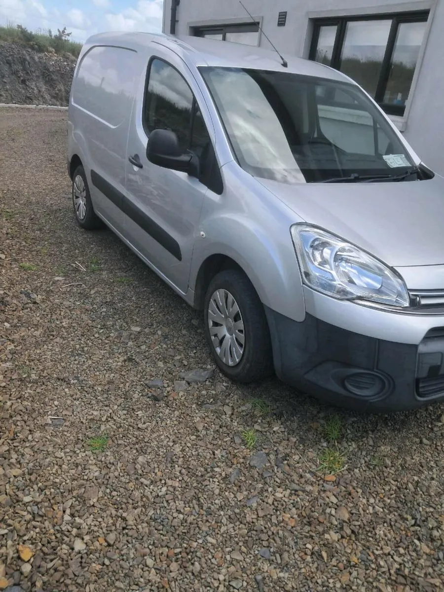 Van - Image 1