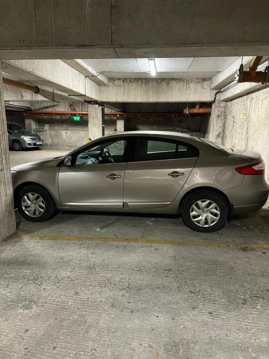 Renault Fluence 2014 Low Mileage - Image 2