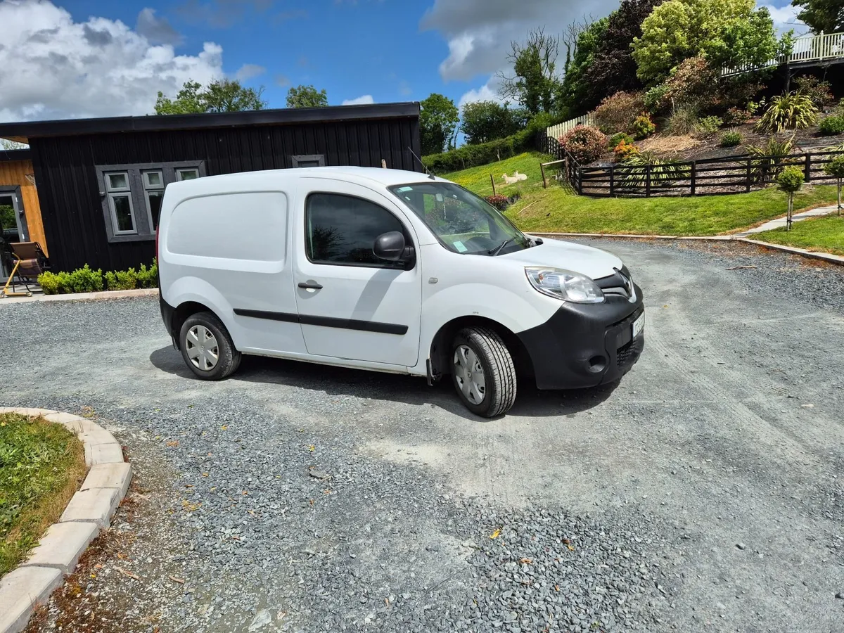 Renault Kangoo 2017 FULL YEARS (CVRT) - Image 1