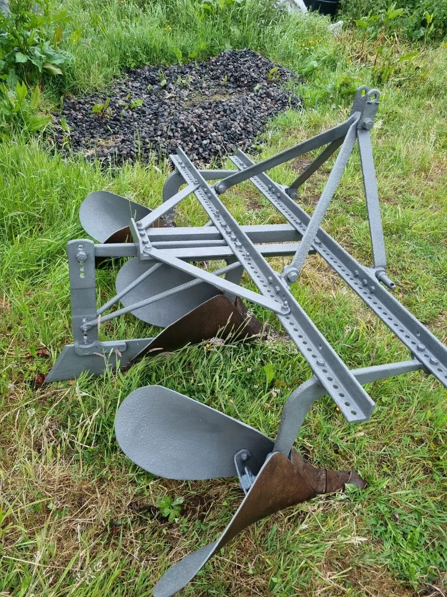 Ferguson ploughs - Image 1