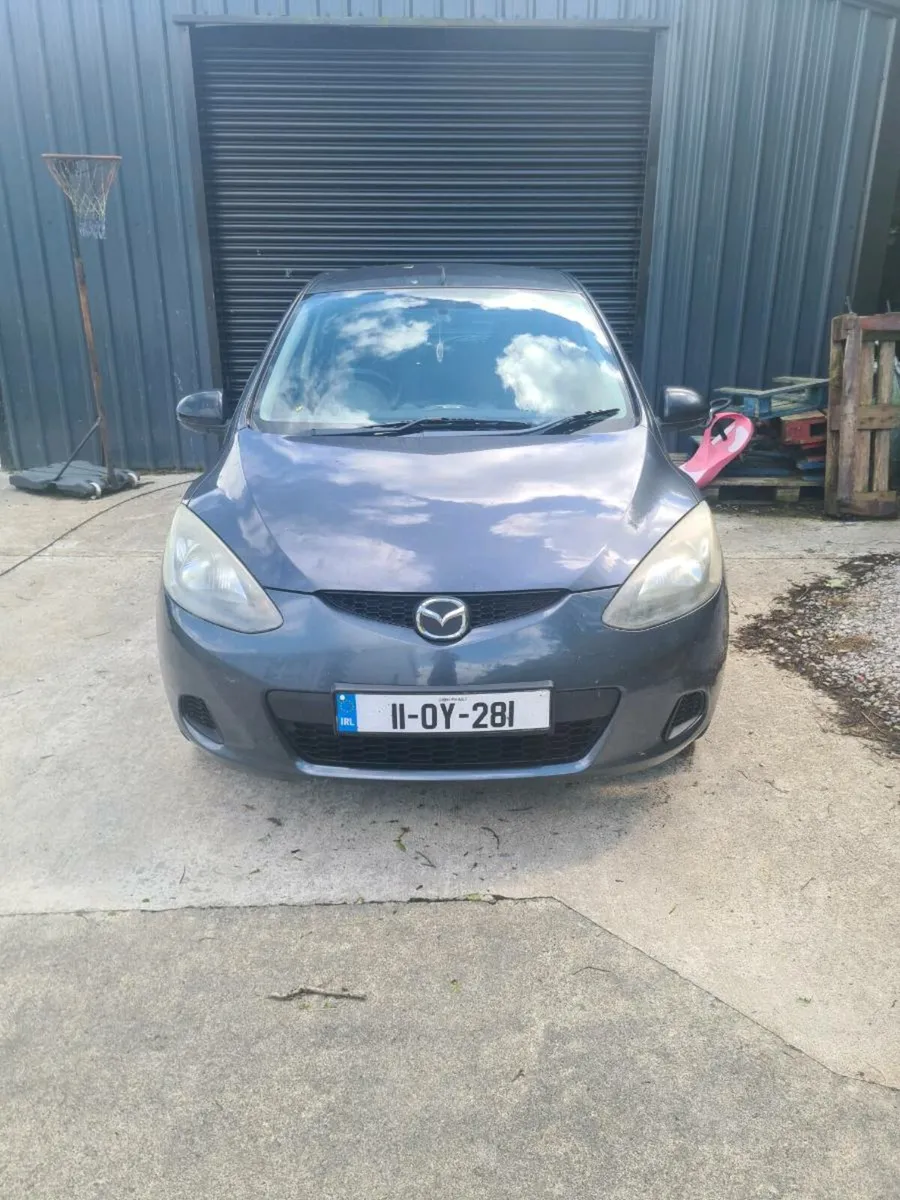 Mazda 2 2011 - Image 1
