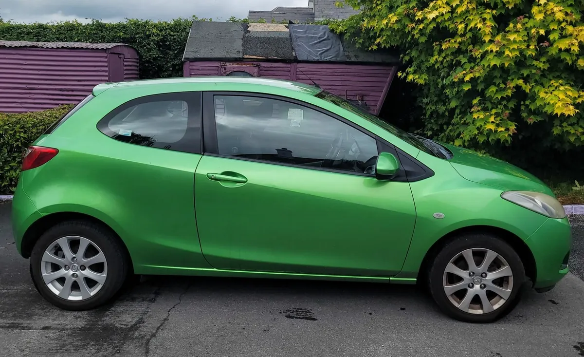 Mazda Mazda2 2009 - Image 1