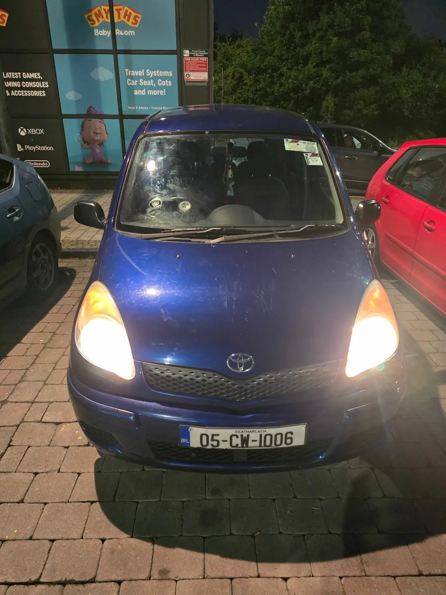 Toyota Yaris 2005 - Image 3