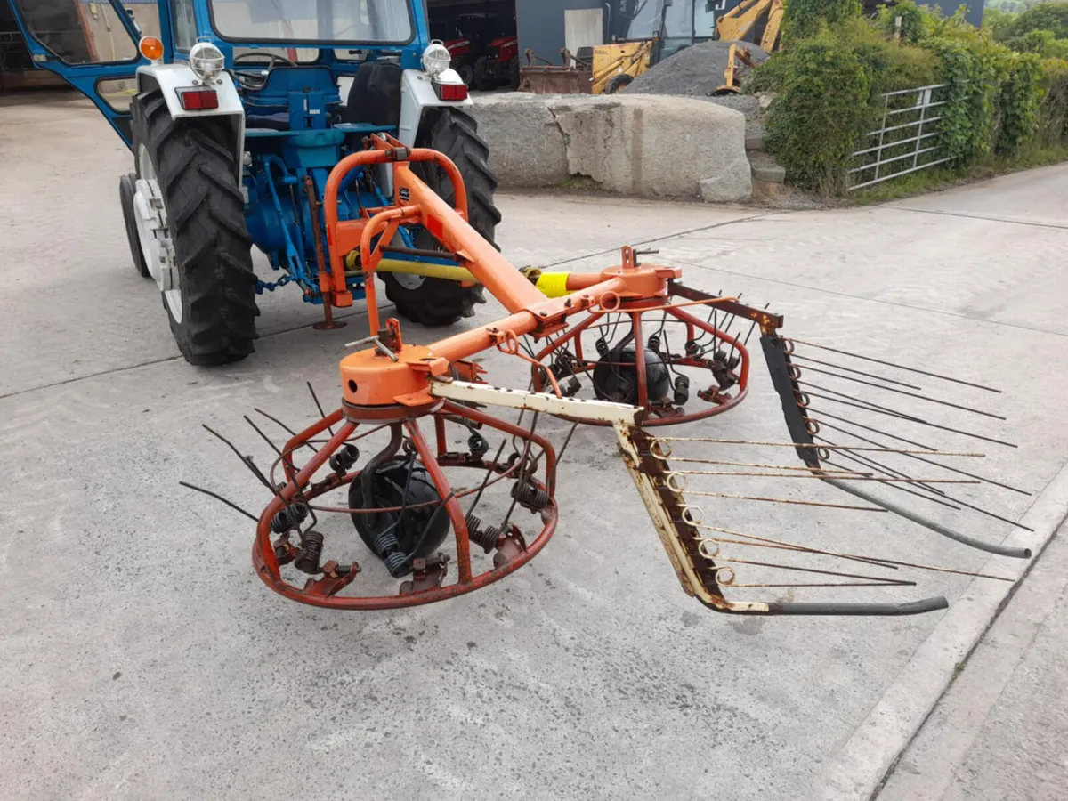 2x PZ 300 Haybobs - Image 2