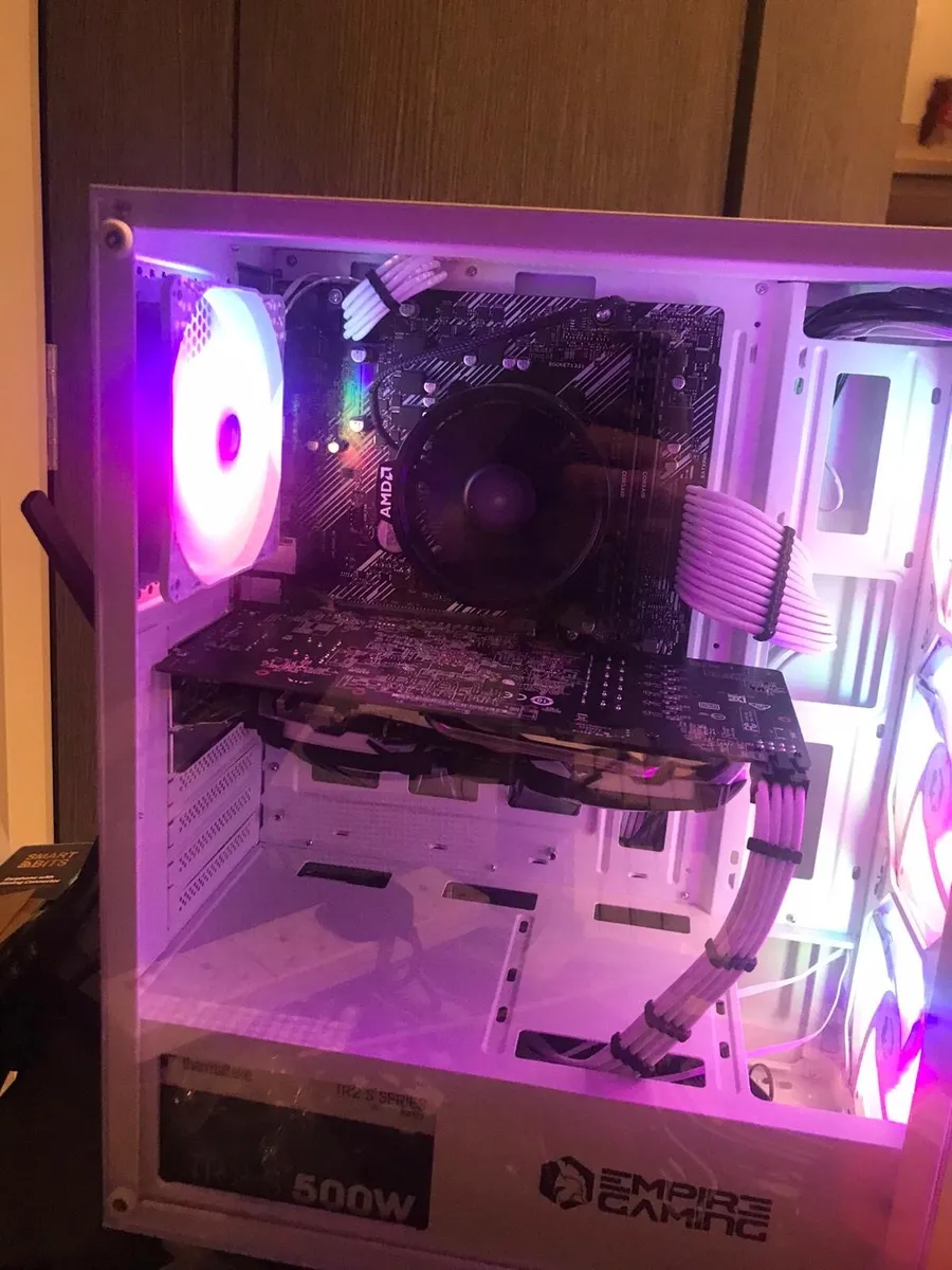 Gaming pc with wheel - Image 1