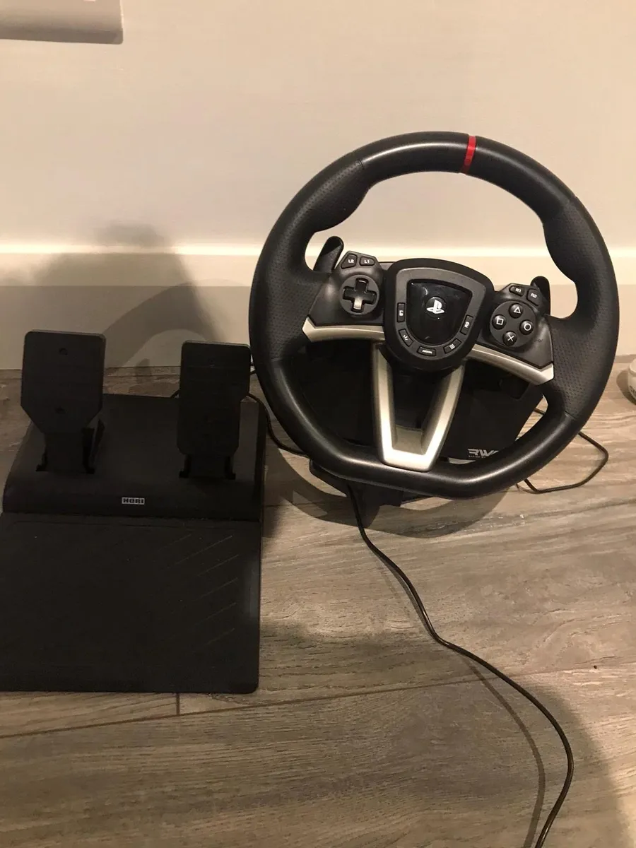 Gaming pc with wheel - Image 4