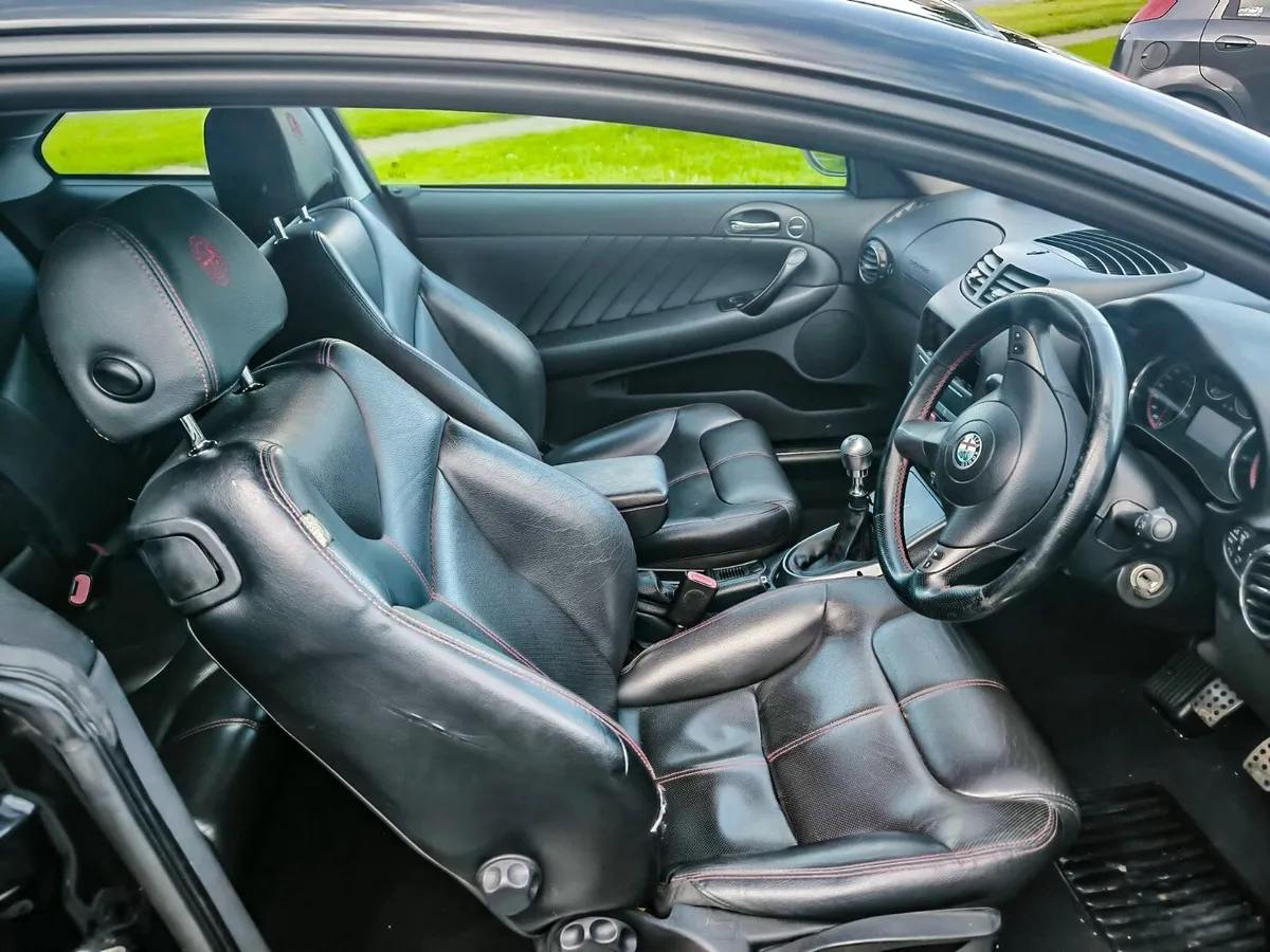 Alfa Romeo GT - Image 3