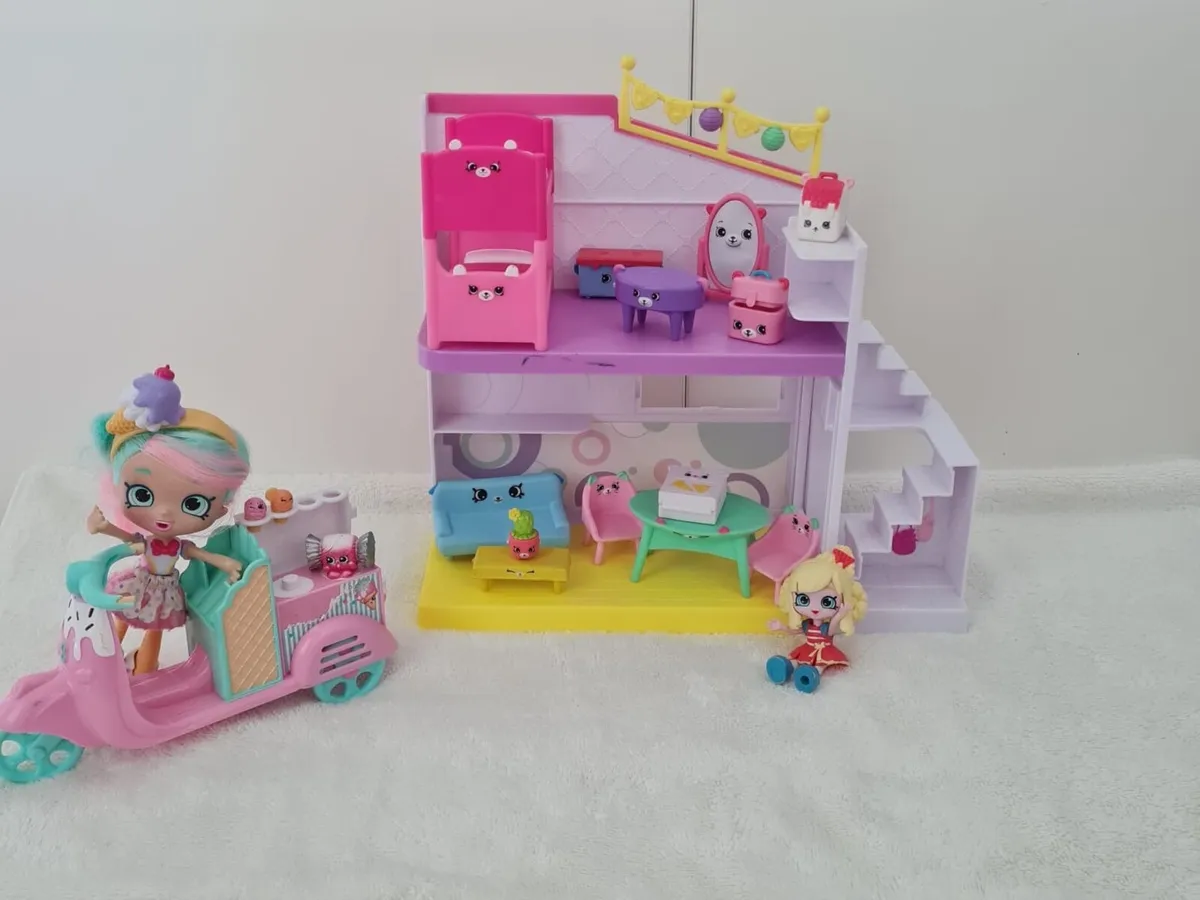 Shopkins House, doll and accessories - Image 2
