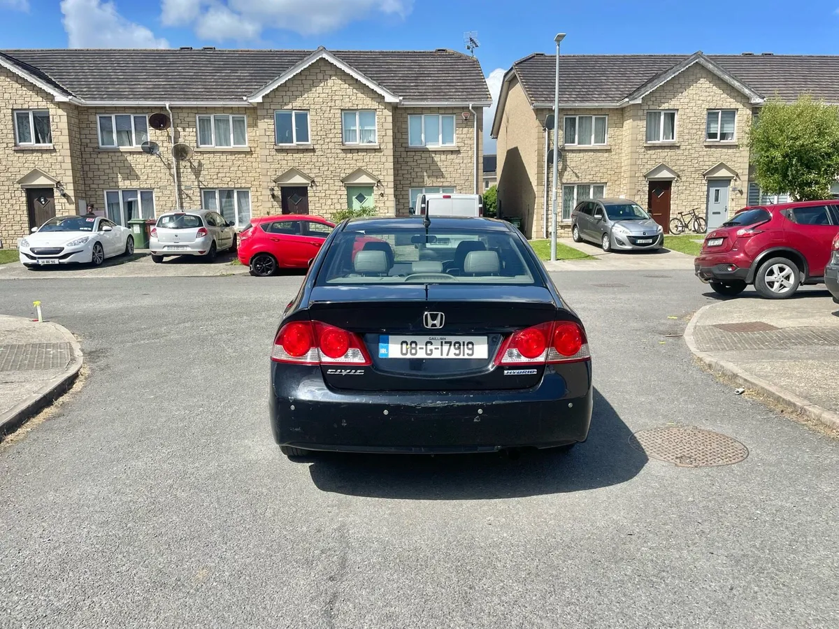 Automatic Honda civic 2008 NCT 09/25 - Image 3