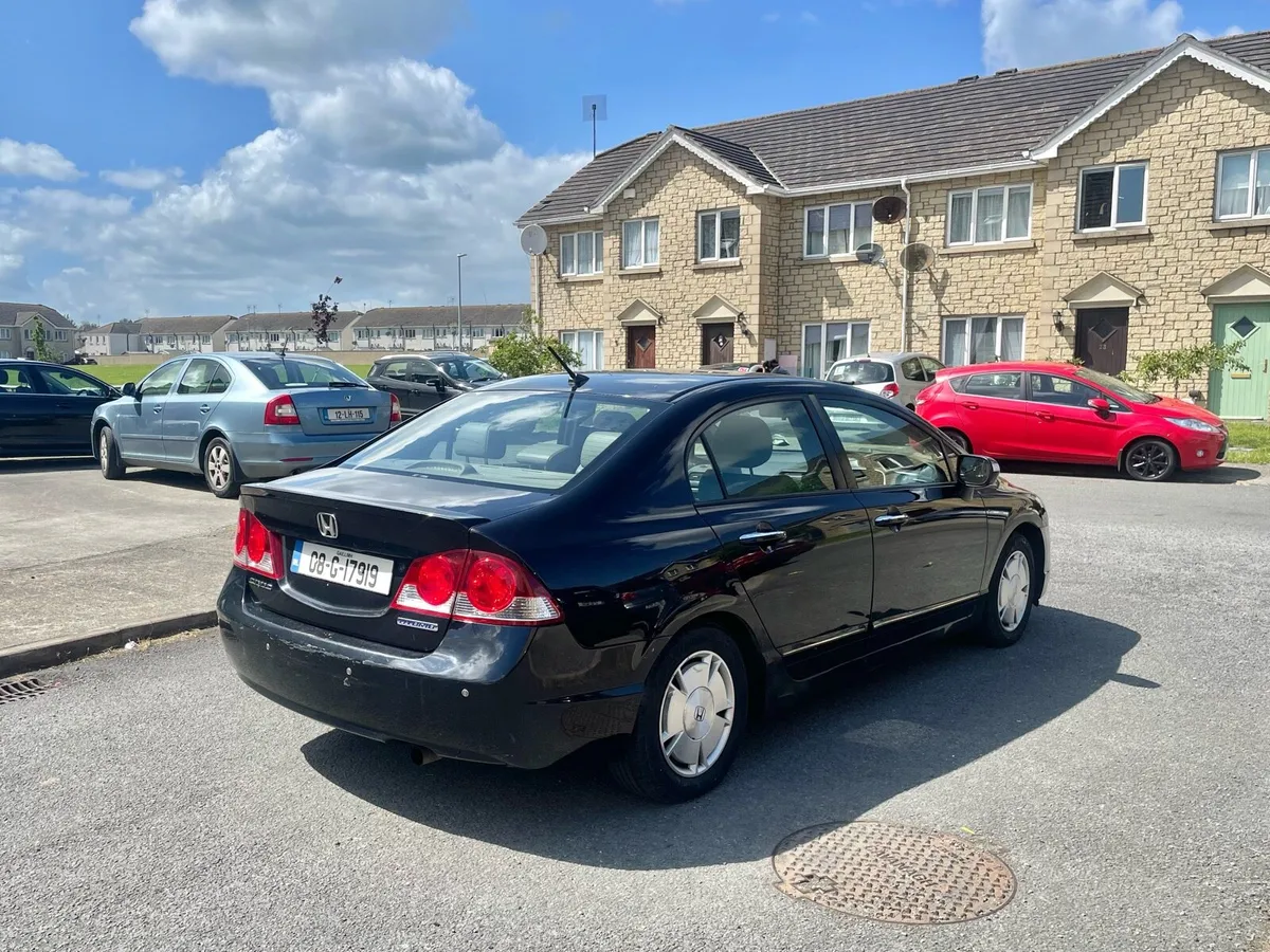 Automatic Honda civic 2008 NCT 09/25 - Image 4