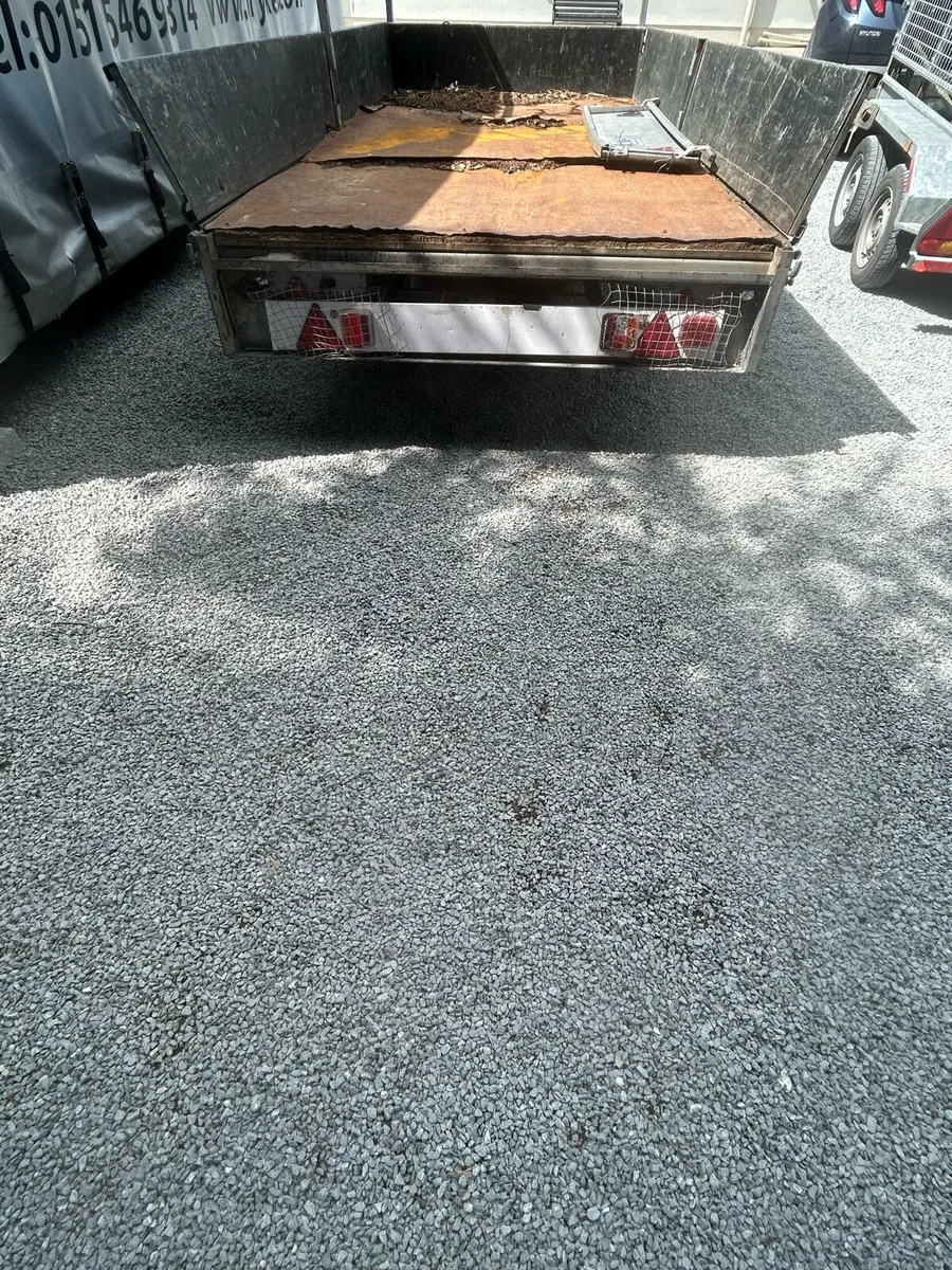 Trailer - Image 3