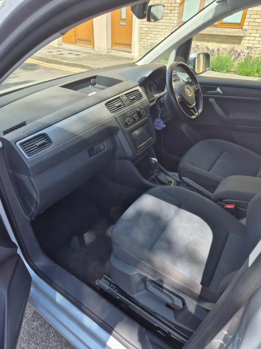 Volkswagen Caddy maxi - Image 2