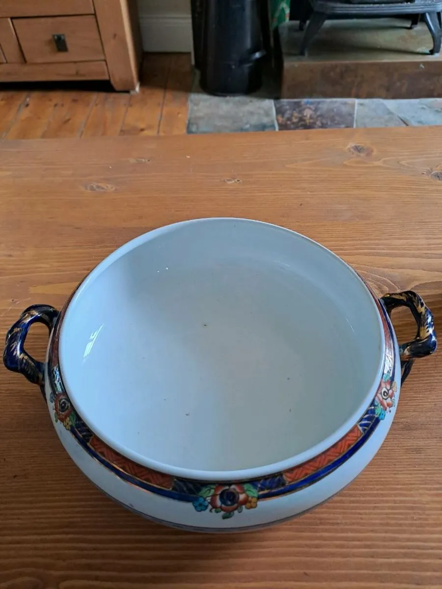 Losol Ware Tureen red blue and gold - Image 3
