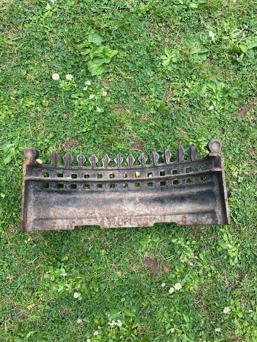 Fireplace front - Image 2
