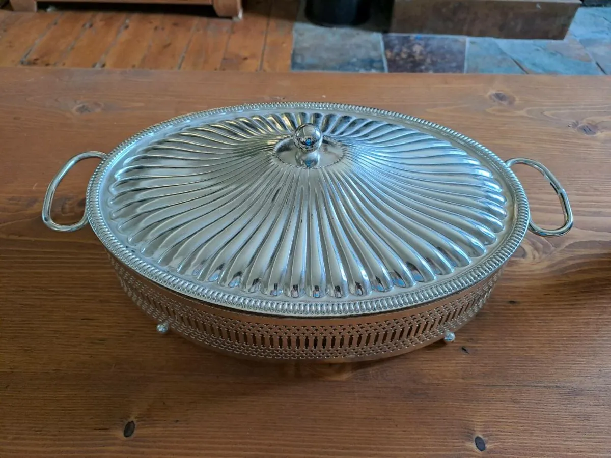 Silver and glass oval serving dish - Image 1