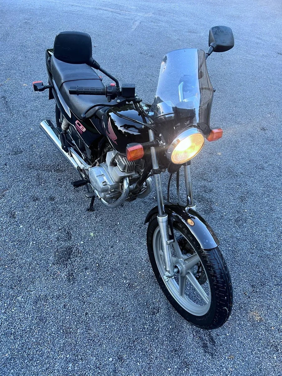 Honda CB Two Fifty - Image 3