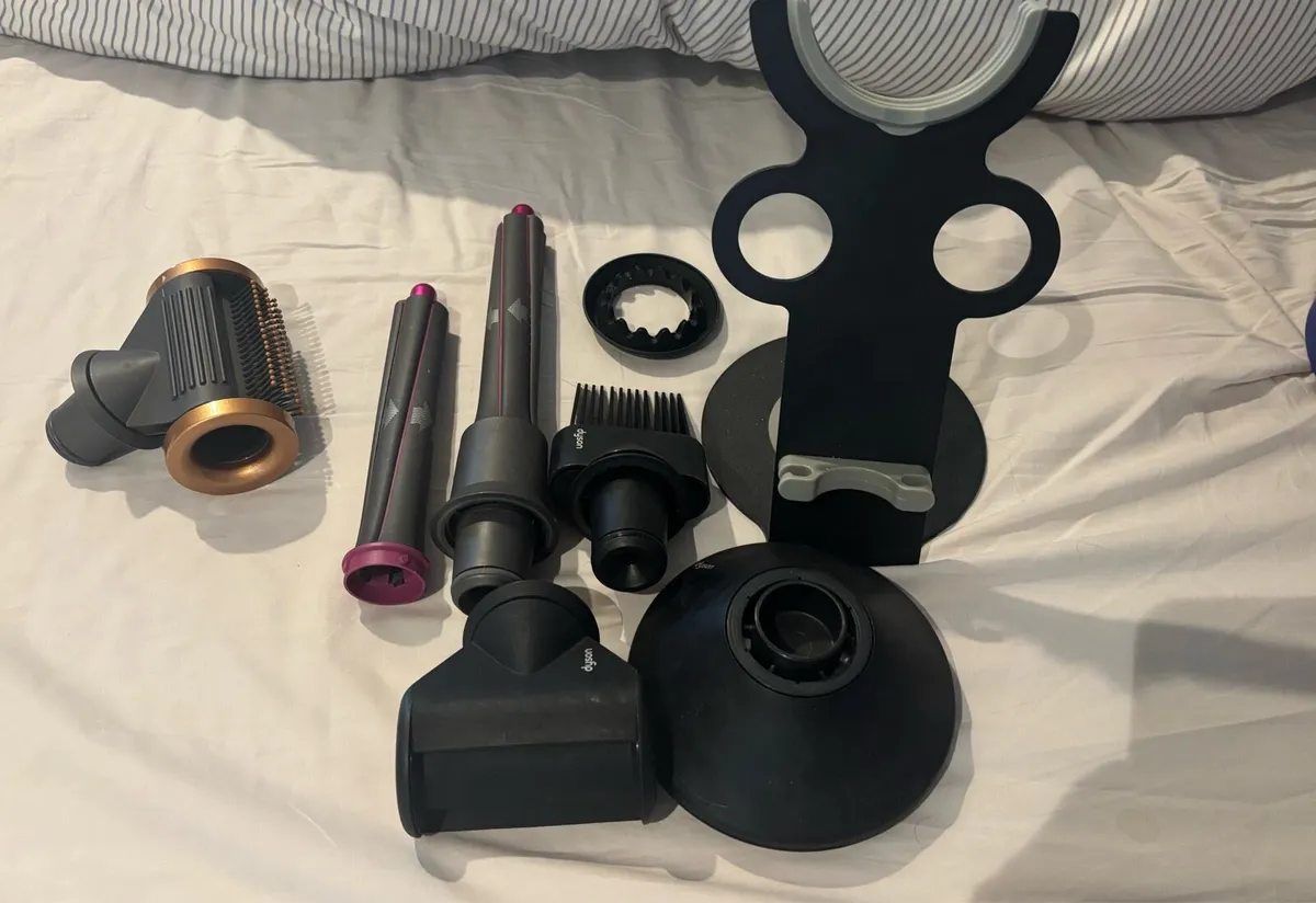 Dyson Supersonic Hairdryer - Image 2