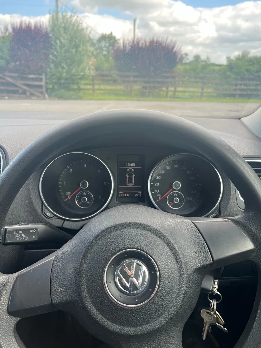 Volkswagen Golf - Image 2