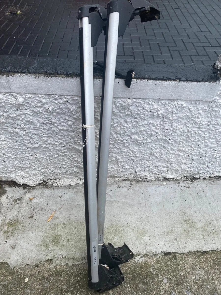 Roof bars for Audi A3 - Image 2