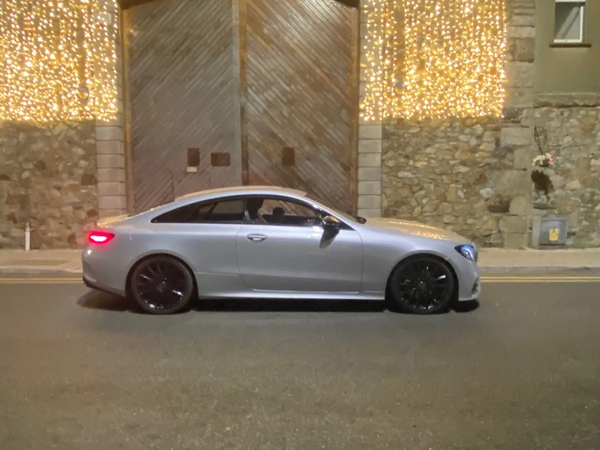 Mercedes Benz E-Class Coupe 2018 - Image 3