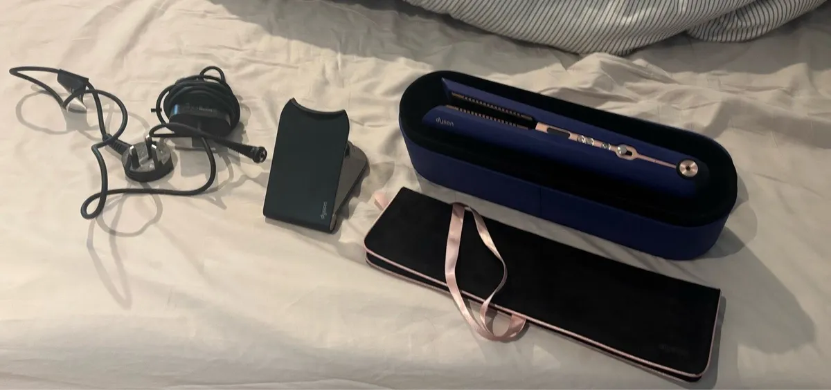 Dyson Corrale Cordless Hair Straightener - Image 3