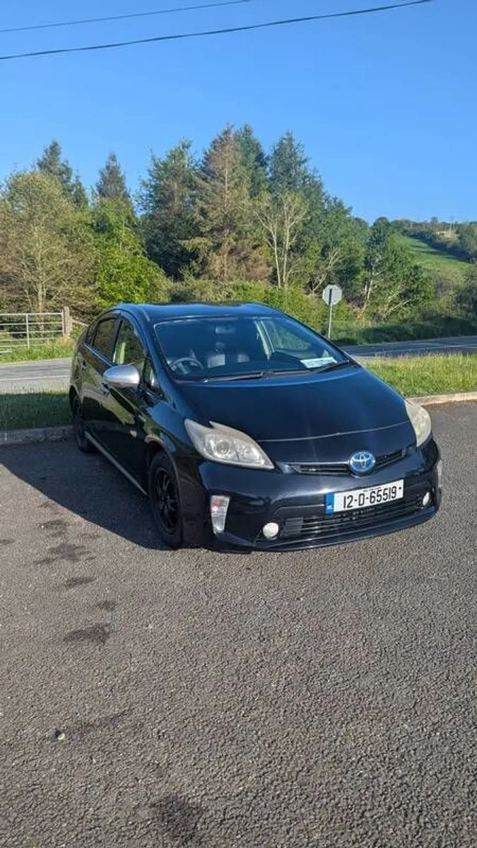 1.8 Toyota Prius Black Automatic Hybrid 145k low mileage - Image 2