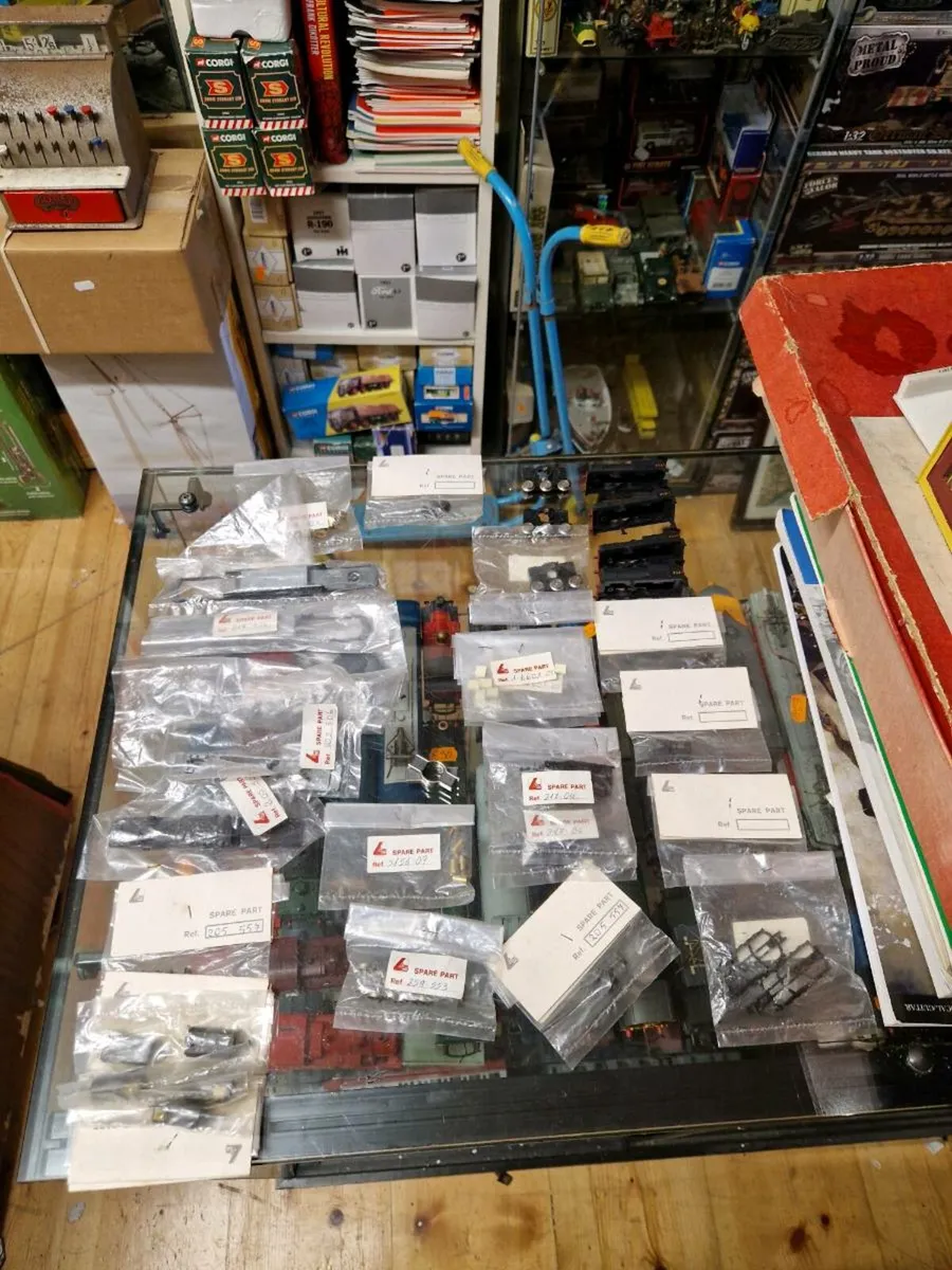 Hornby Lima N Gauge Parts - Image 2