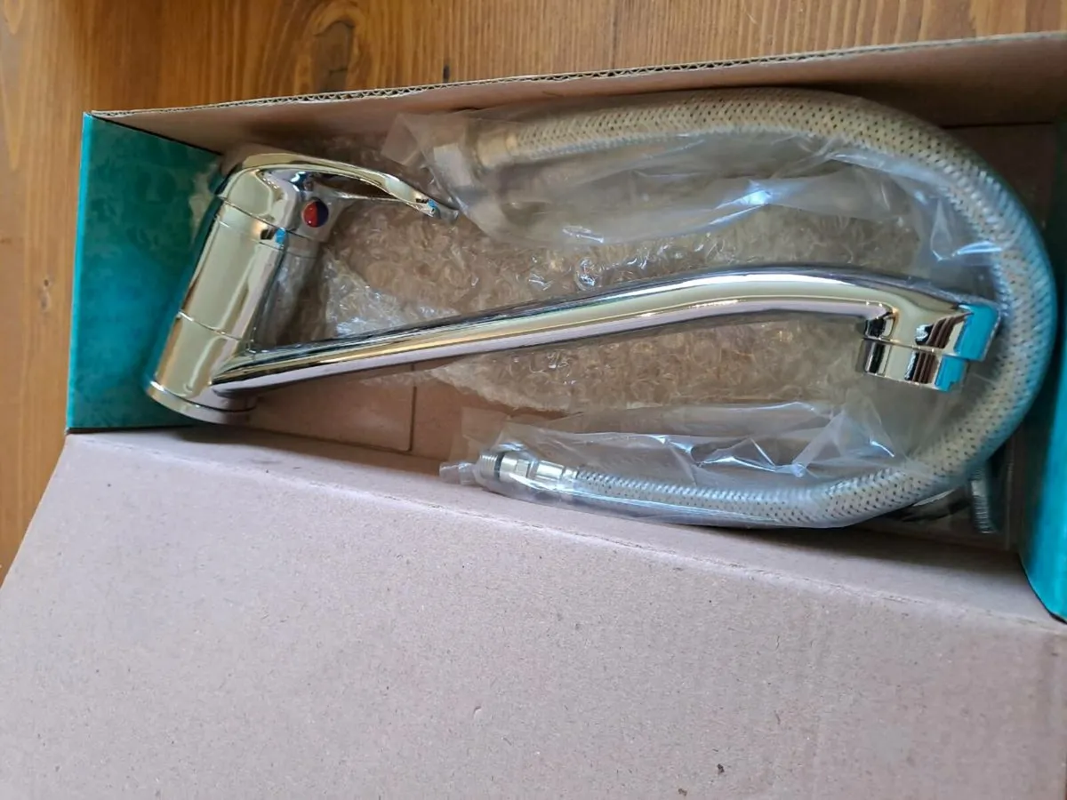 New kitchen tap - Image 1